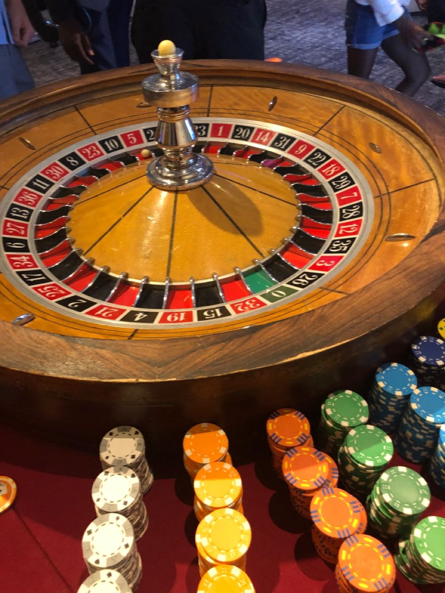 Rivalry Casino کھلاڑیوں کے لیے لائیو کیسینو سیکشن